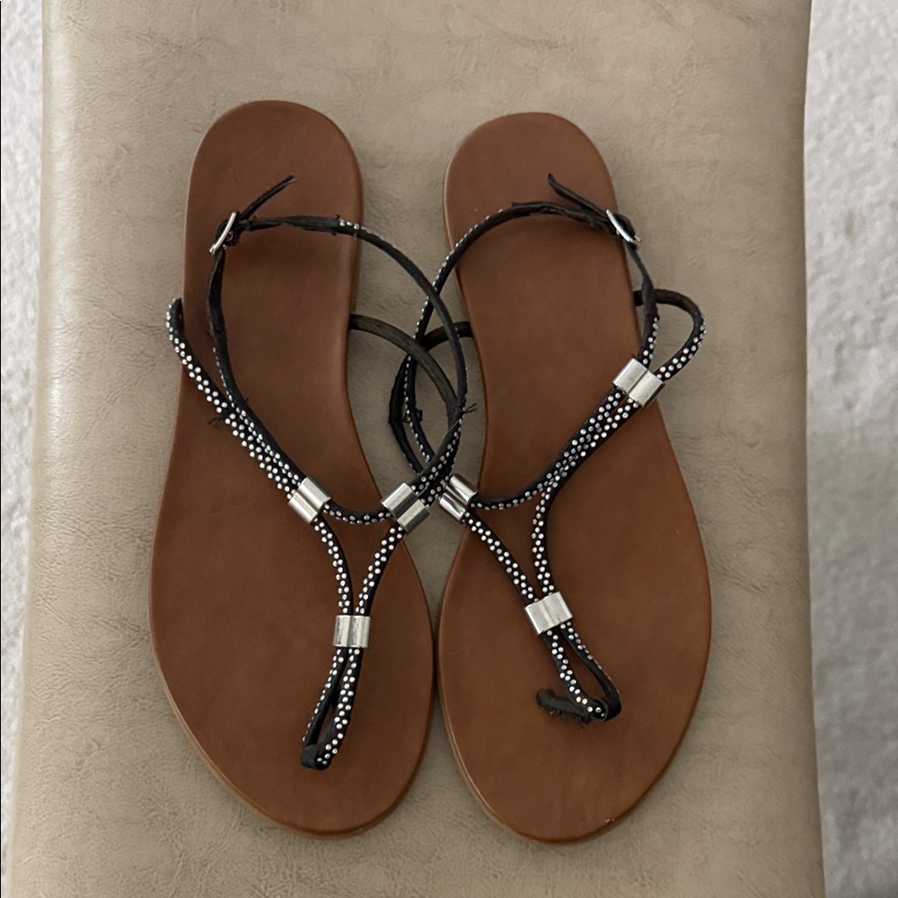 Chic Black and Brown Sandals